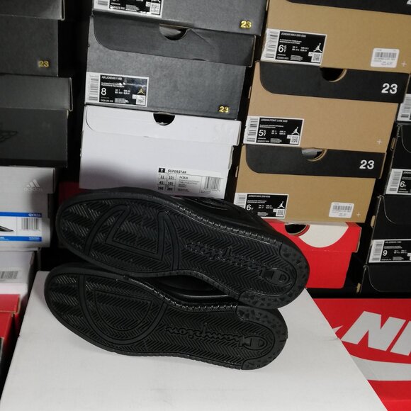 CHAMPION COURT BLACKOUT WOMEN'S US SIZE 6 BRAND NEW BUT NO BOX - Picture 9 of 9